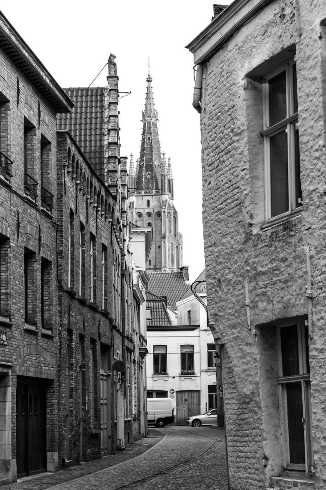 Couette-café In Lace Bruges